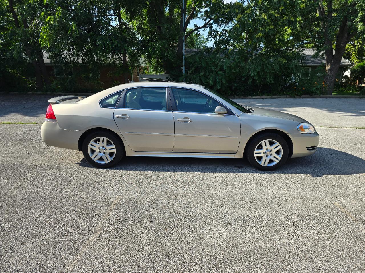 Chevrolet Impala LT (Fleet) 2012