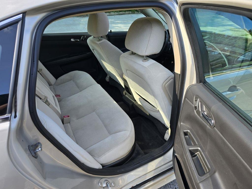 Chevrolet Impala LT (Fleet) 2012
