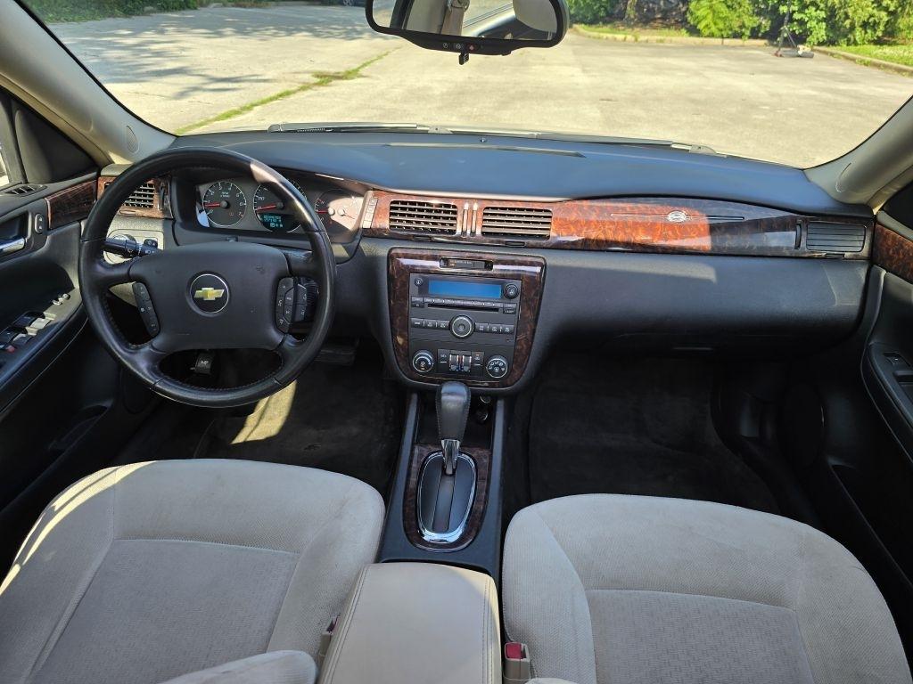 Chevrolet Impala LT (Fleet) 2012