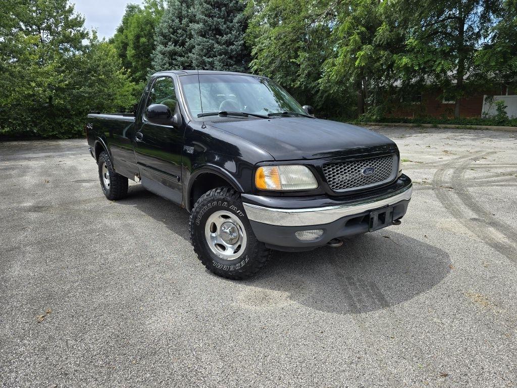 Ford F-150 XLT Reg. Cab Long Bed 4WD 2000