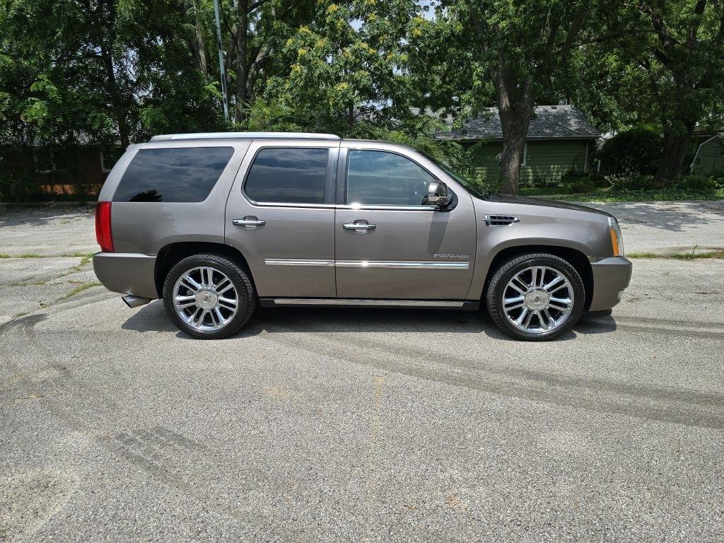 2011 Cadillac Escalade