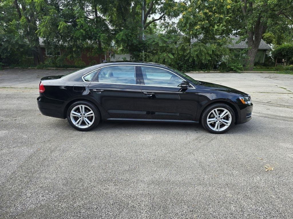 Volkswagen Passat 1.8T SE AT 2014