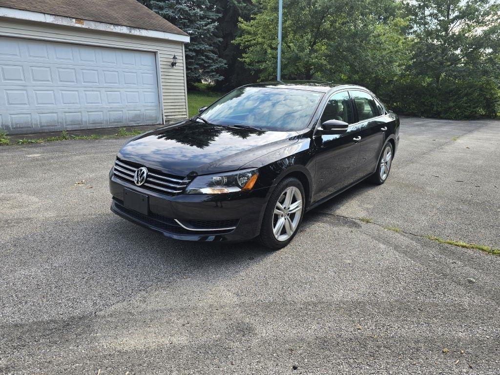 Volkswagen Passat 1.8T SE AT 2014