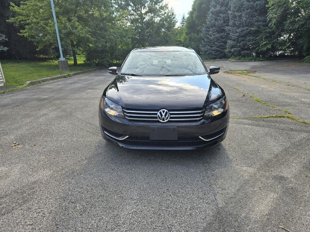 Volkswagen Passat 1.8T SE AT 2014