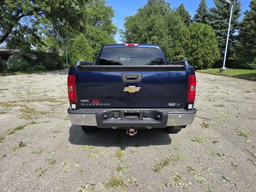 Chevrolet Silverado 1500 LT Crew Cab 4WD 2011