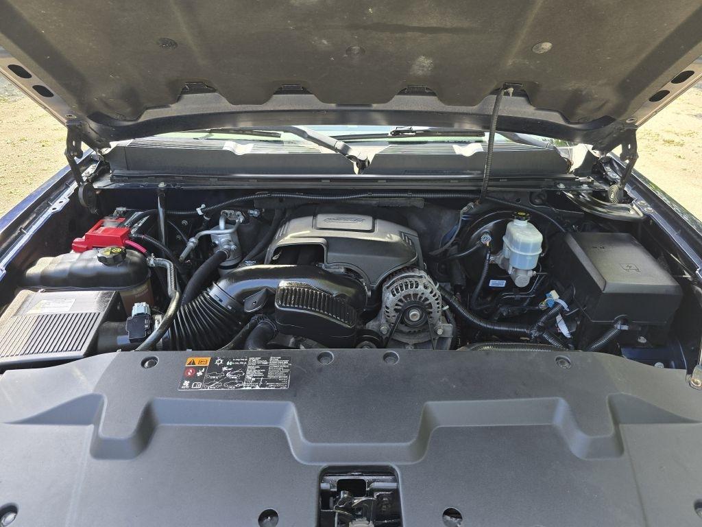 Chevrolet Silverado 1500 LT Crew Cab 4WD 2011