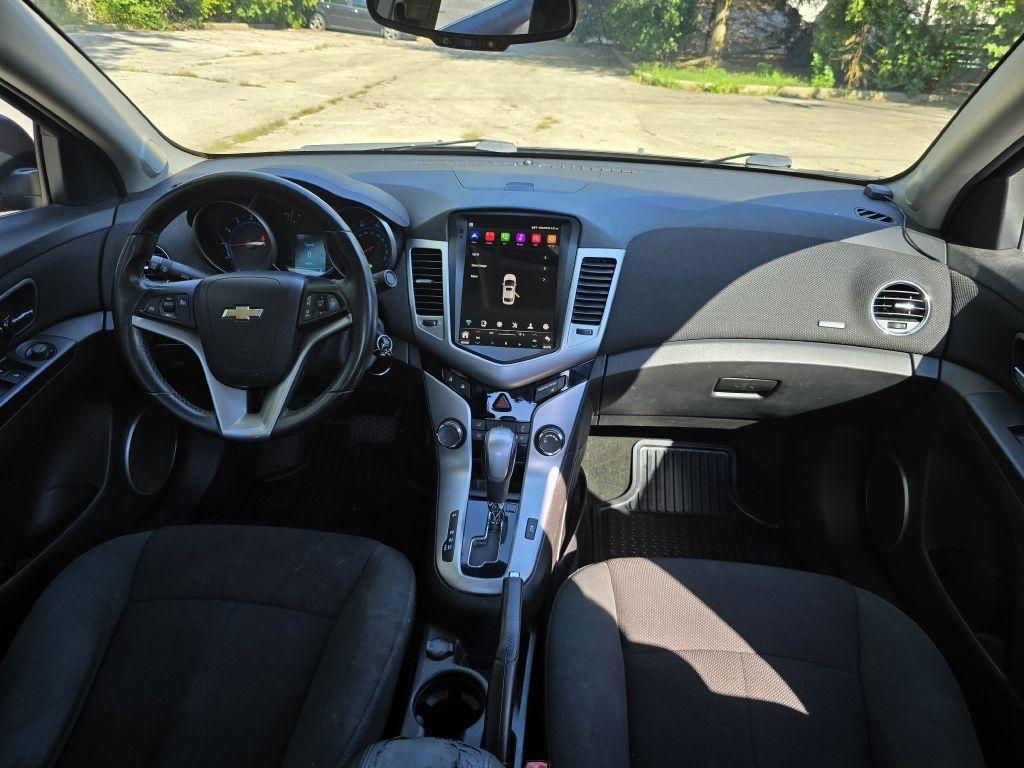 Chevrolet Cruze 4dr Sdn ECO w/1XF 2011