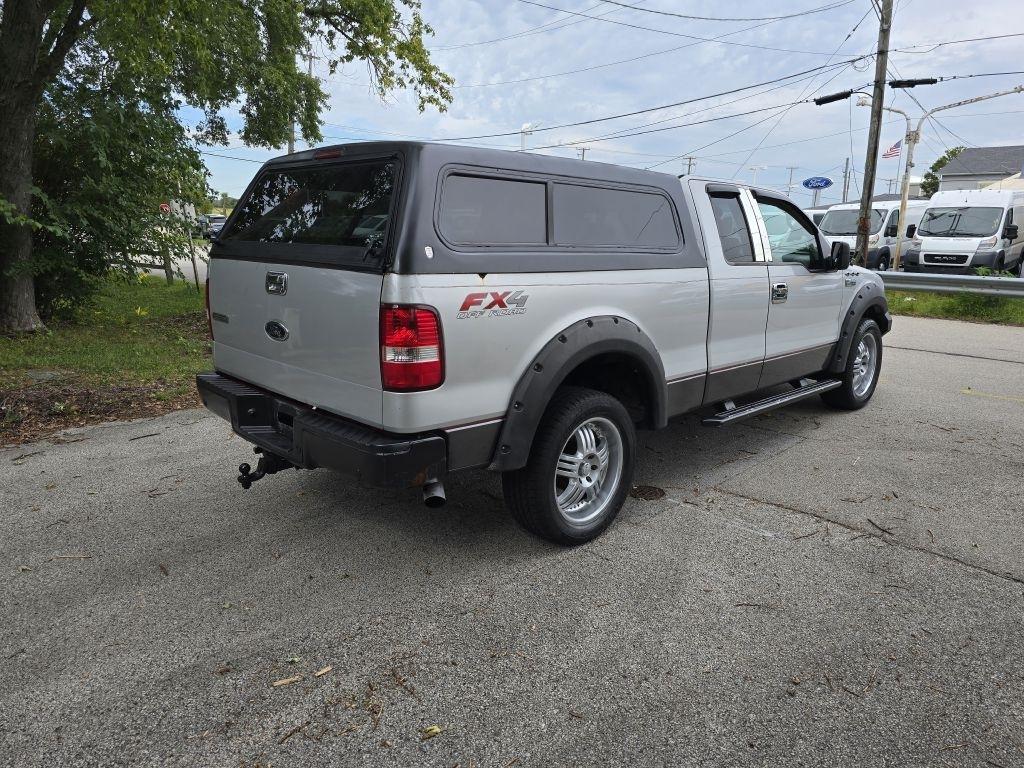 Ford F-150 Supercab 145" Lariat 4WD 2004