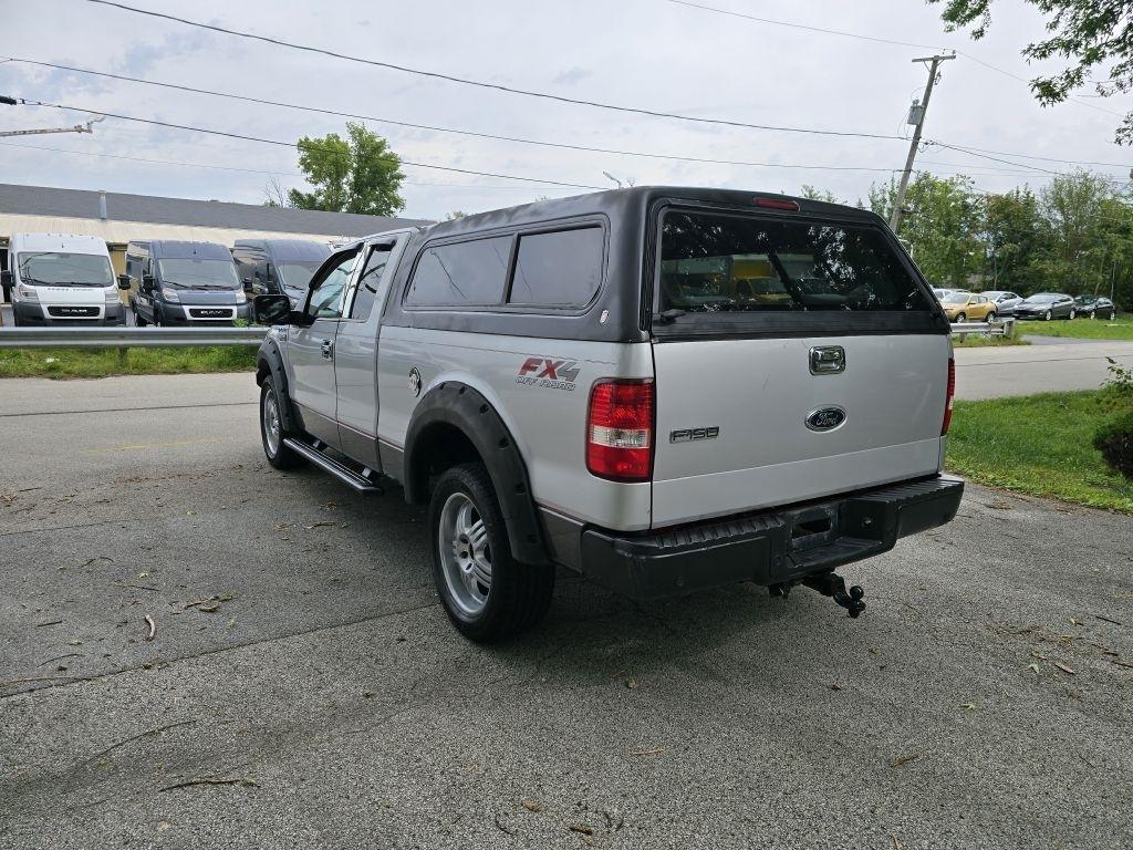 Ford F-150 Supercab 145" Lariat 4WD 2004