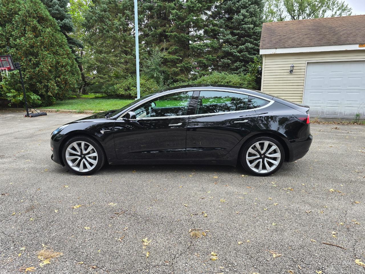 Tesla Model 3 Standard Range RWD 2020
