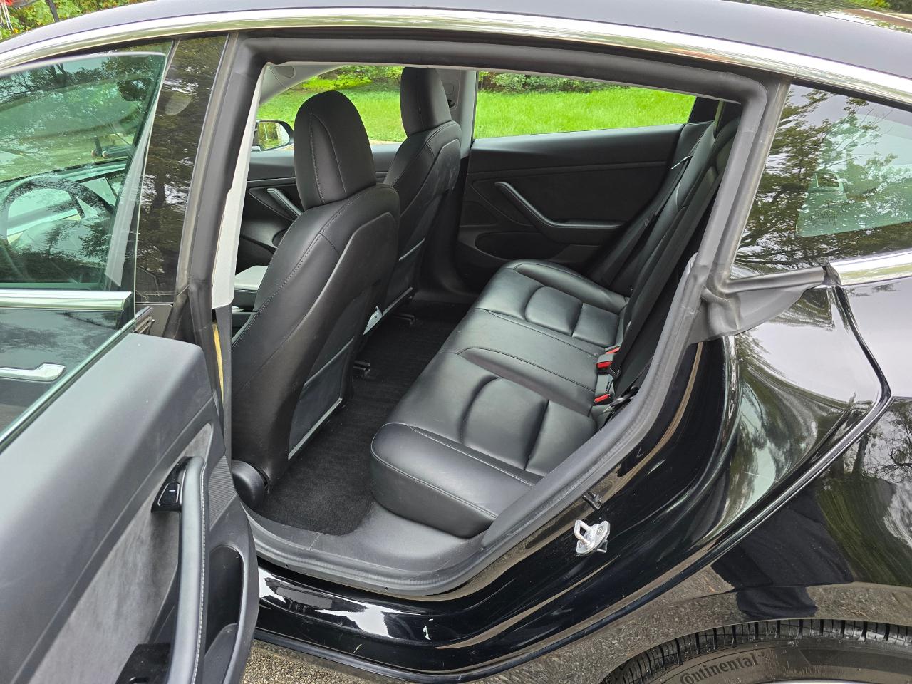 Tesla Model 3 Standard Range RWD 2020