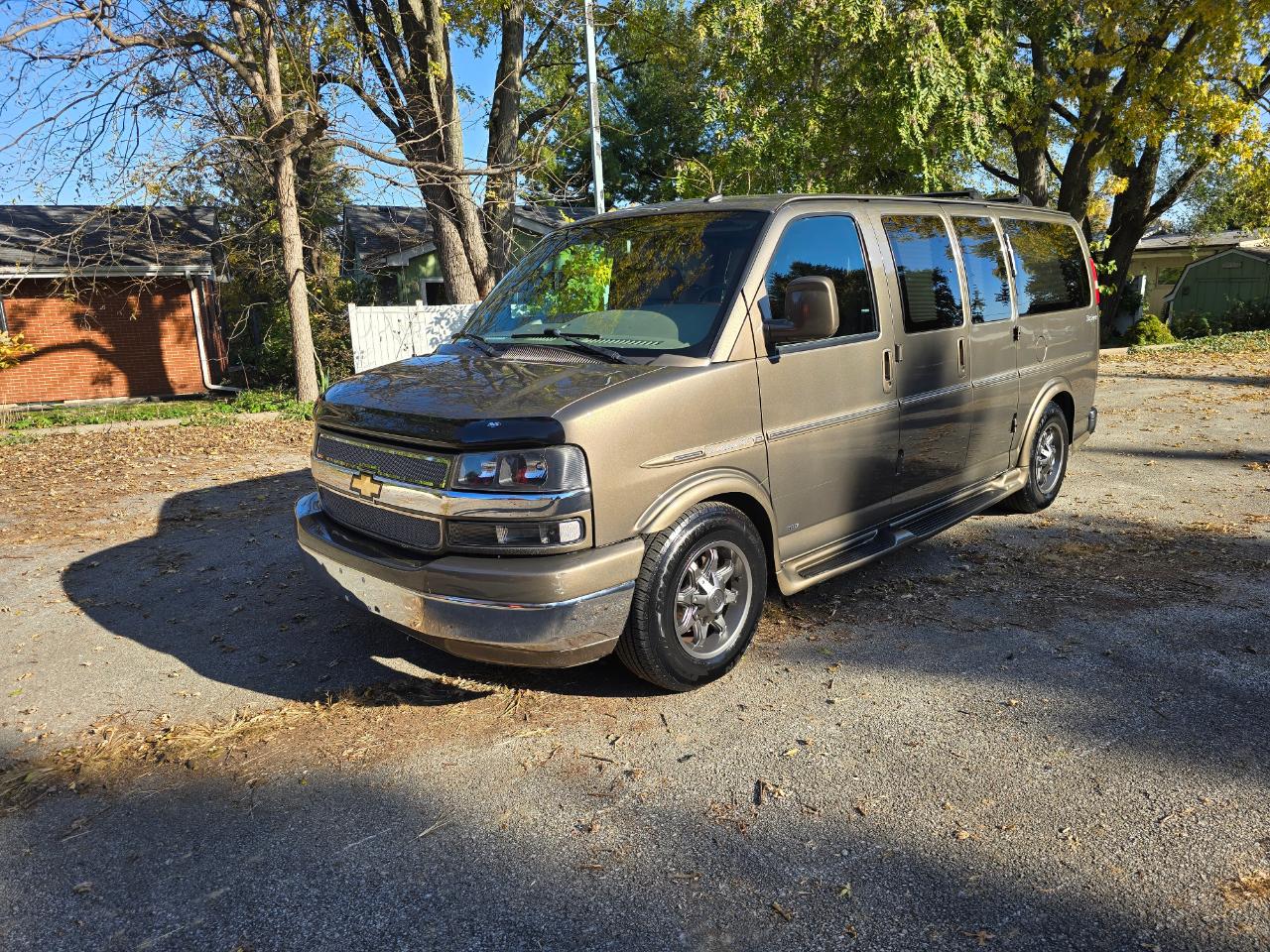 Chevrolet Express Passenger  2014