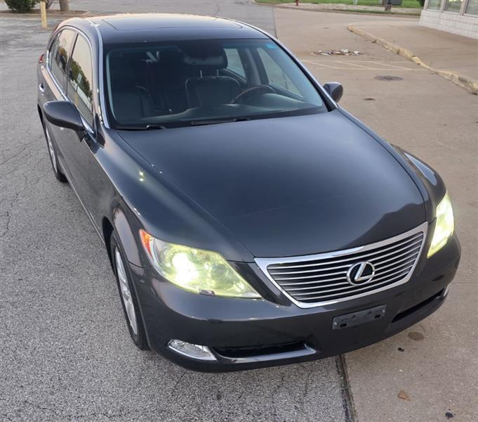 Lexus LS 460 L Luxury Sedan 2007