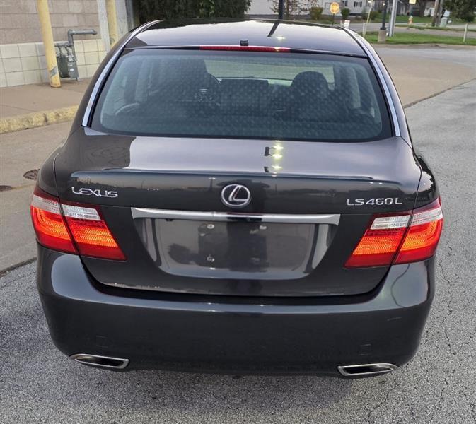 Lexus LS 460 L Luxury Sedan 2007