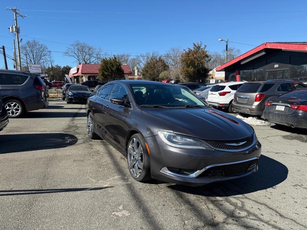 Chrysler 200  2015