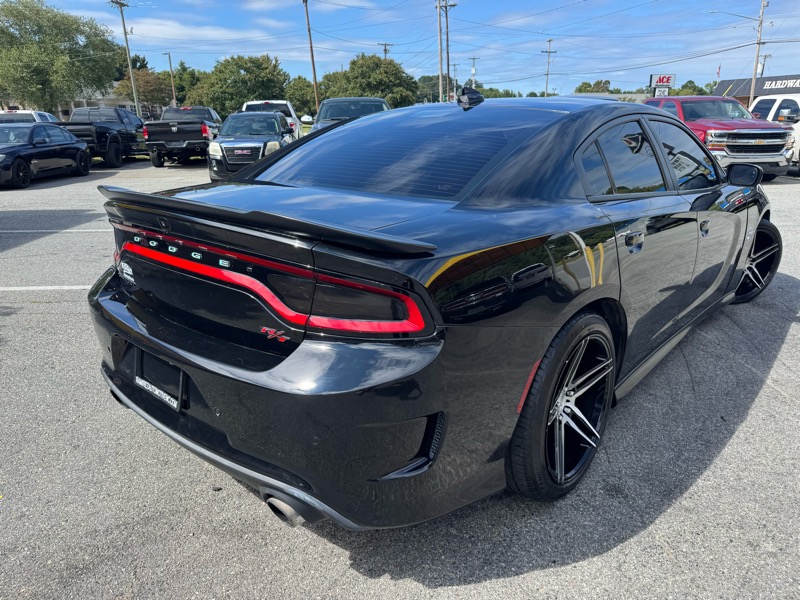 Dodge Charger SCAT PACK 4D Sedan 2017