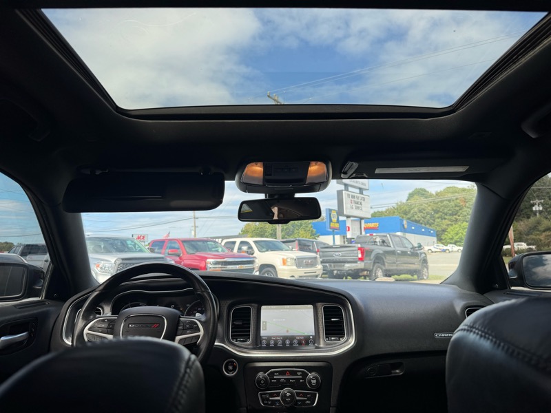 Dodge Charger SCAT PACK 4D Sedan 2017