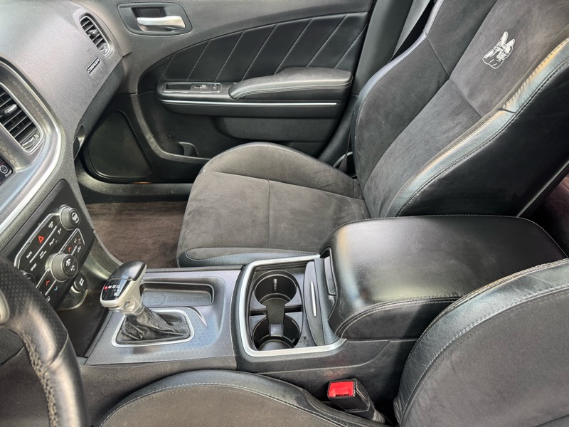 Dodge Charger SCAT PACK 4D Sedan 2017