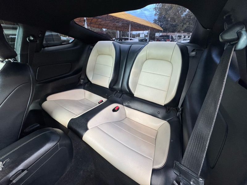 Ford Mustang GT Coupe 2015