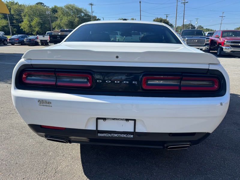 Dodge Challenger SXT 2019