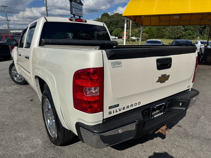 Chevrolet Silverado 1500 LTZ Crew Cab 4WD 2011