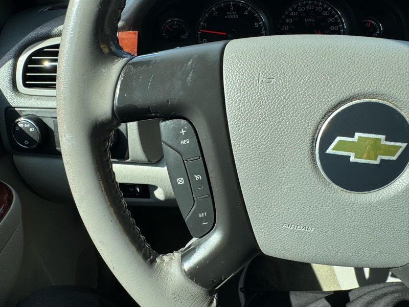 Chevrolet Silverado 1500 LTZ Crew Cab 4WD 2011