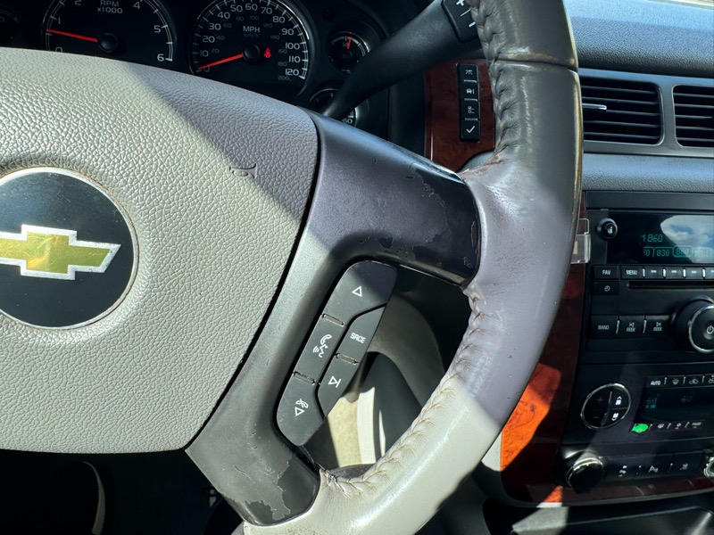 Chevrolet Silverado 1500 LTZ Crew Cab 4WD 2011