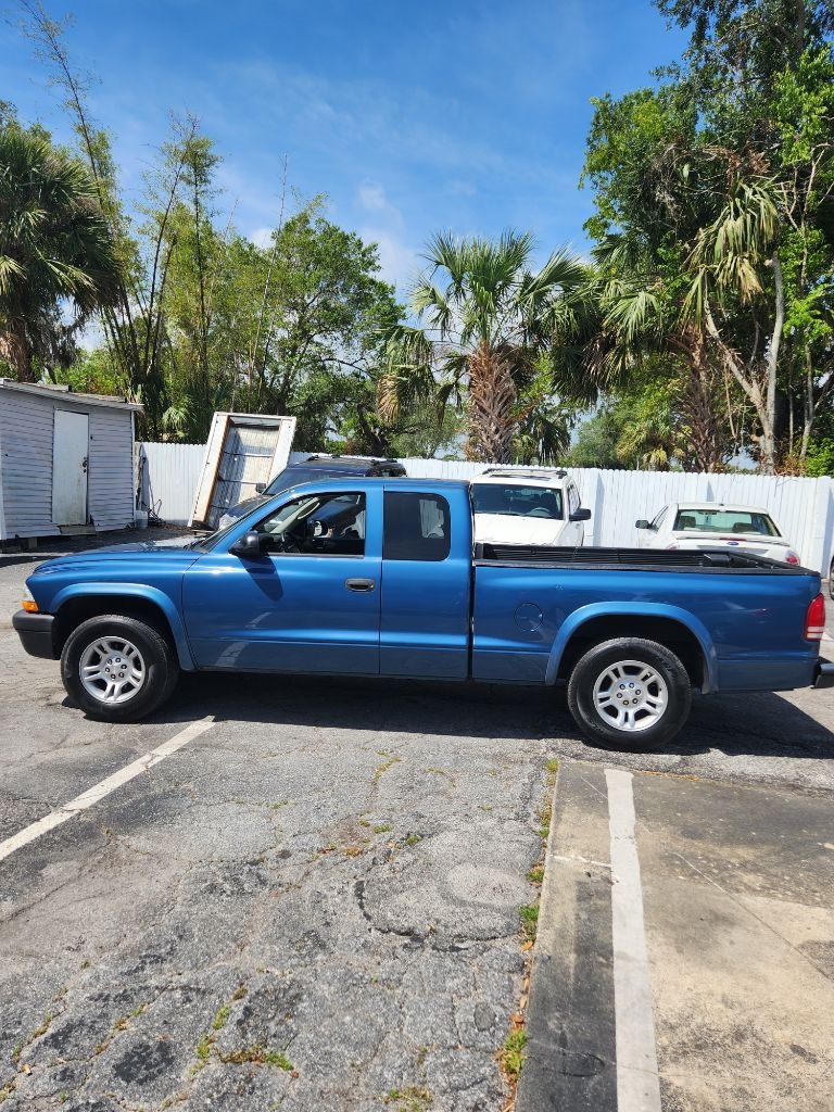 Used 2004 Dodge Dakota Club Cab 2WD for Sale in Titusville FL 32780 Hop