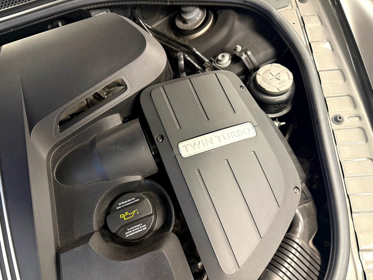 Bentley Continental Flying Spur V8 2015