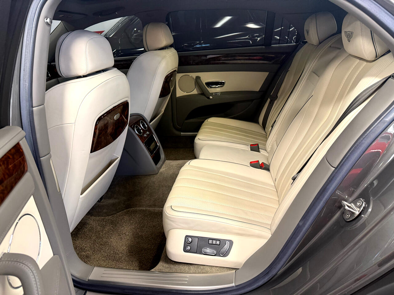 Bentley Continental Flying Spur V8 2015