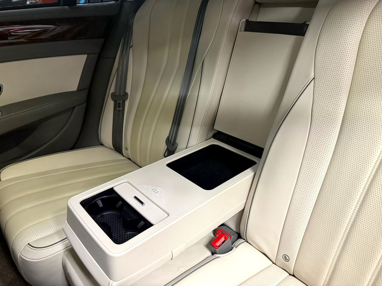 Bentley Continental Flying Spur V8 2015