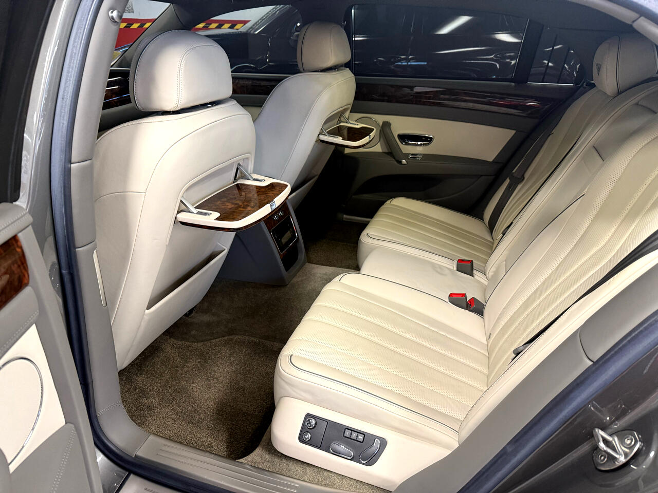 Bentley Continental Flying Spur V8 2015