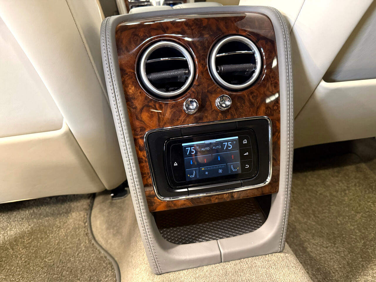 Bentley Continental Flying Spur V8 2015