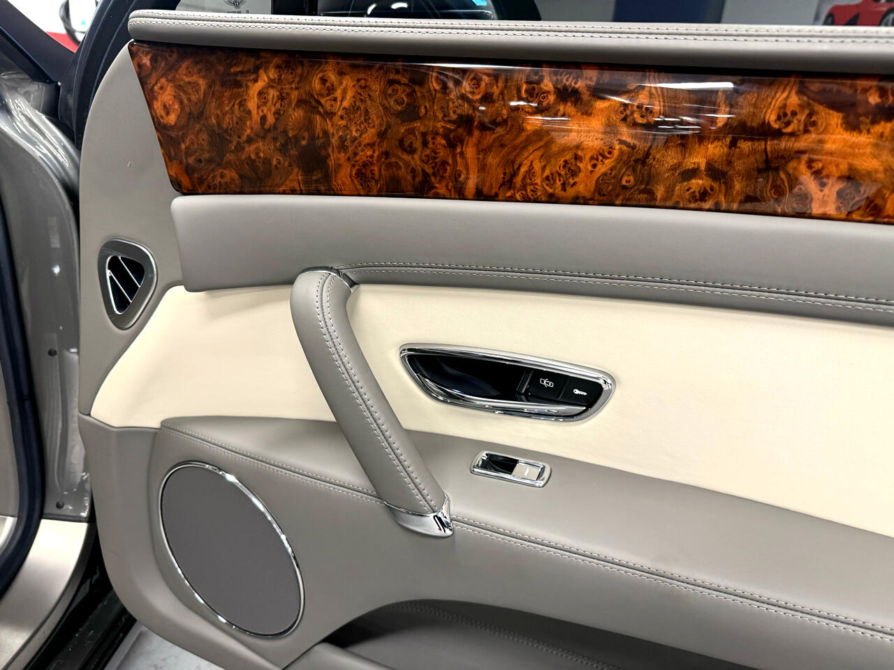 Bentley Continental Flying Spur V8 2015