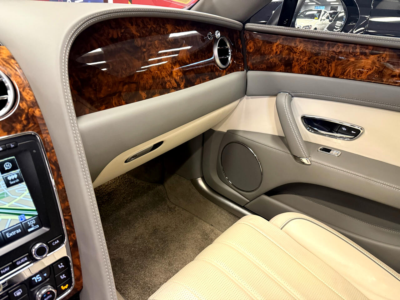 Bentley Continental Flying Spur V8 2015