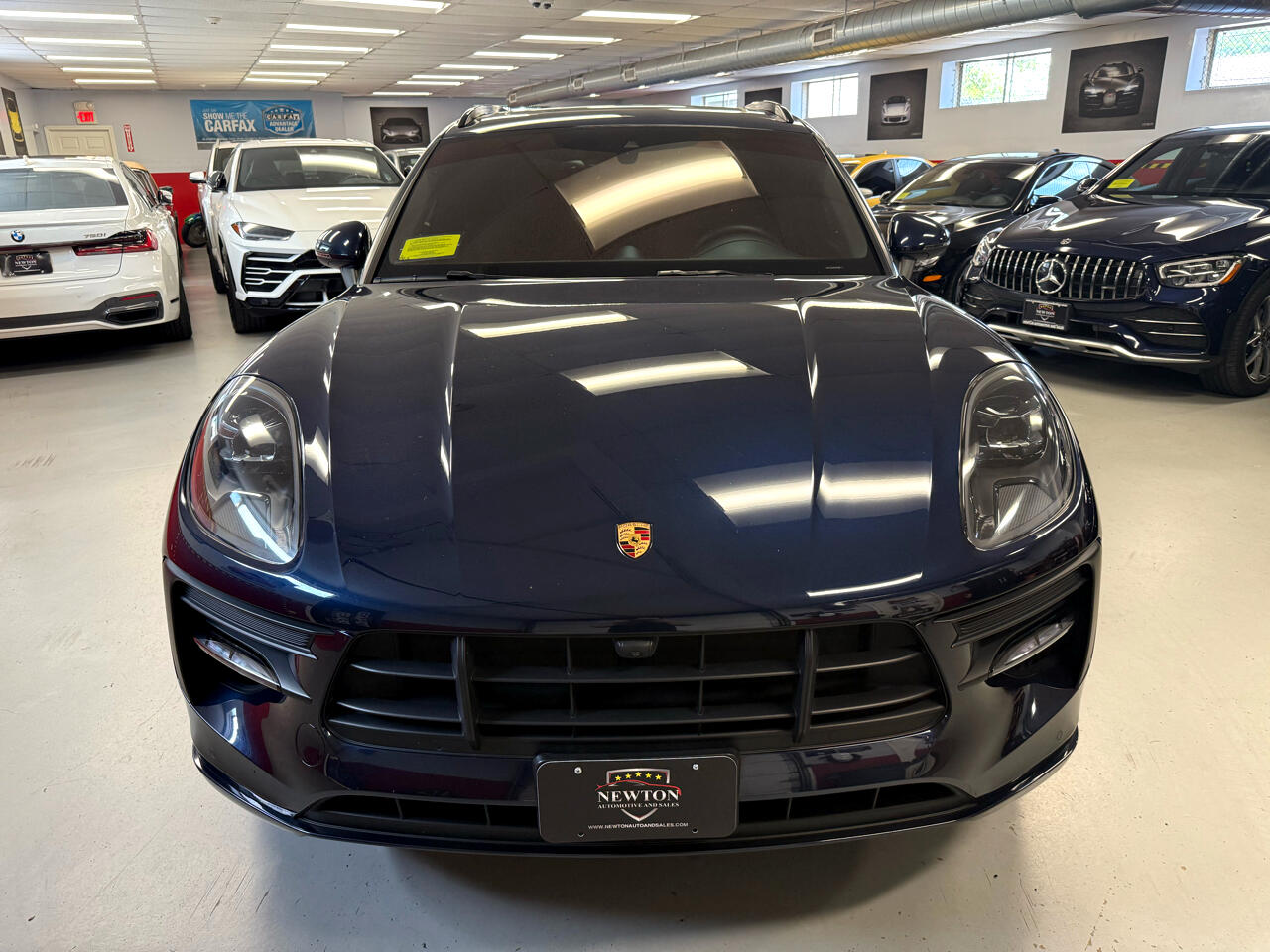 2021 Porsche Macan GTS photo 2