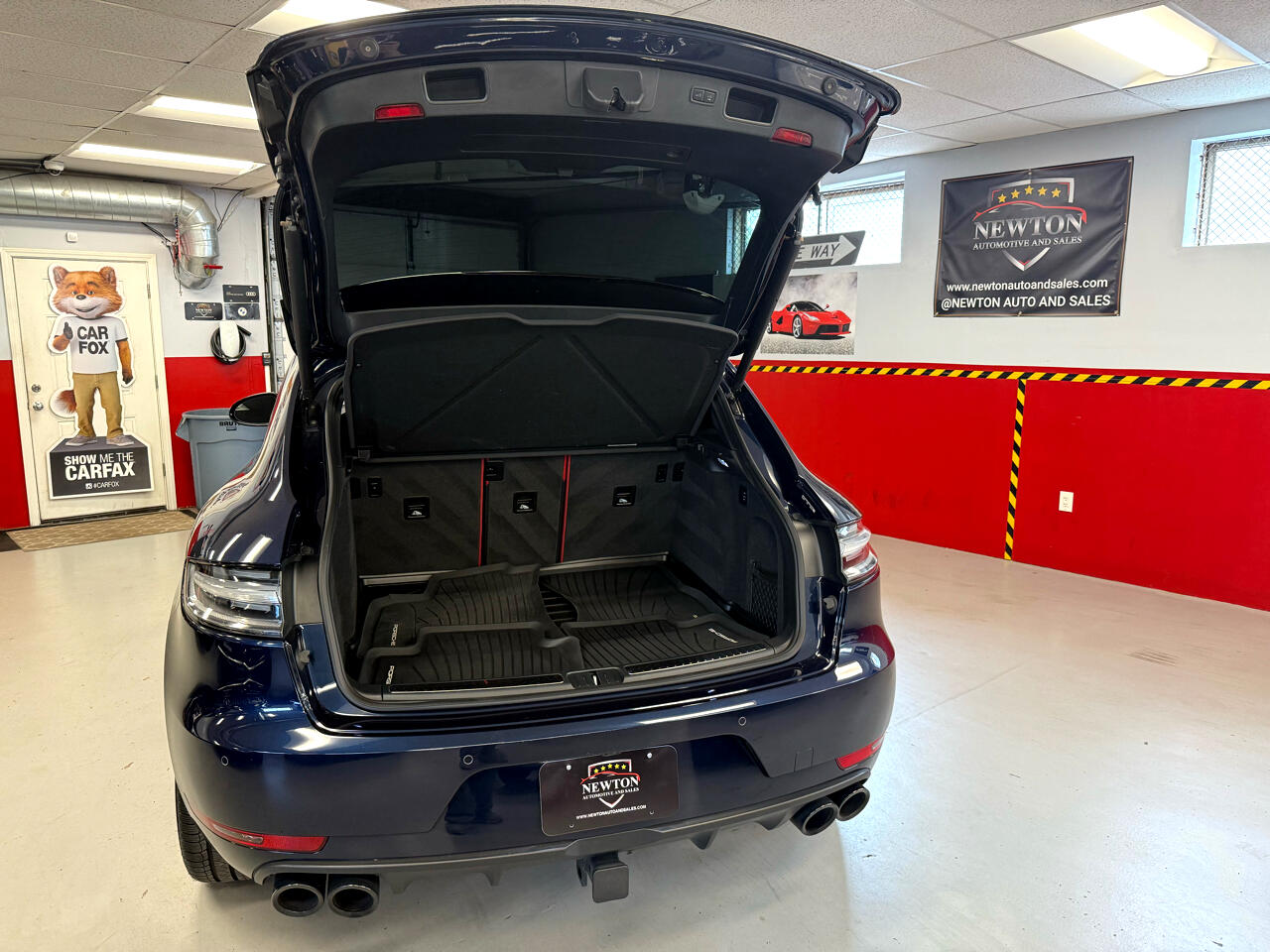 2021 Porsche Macan GTS photo 12