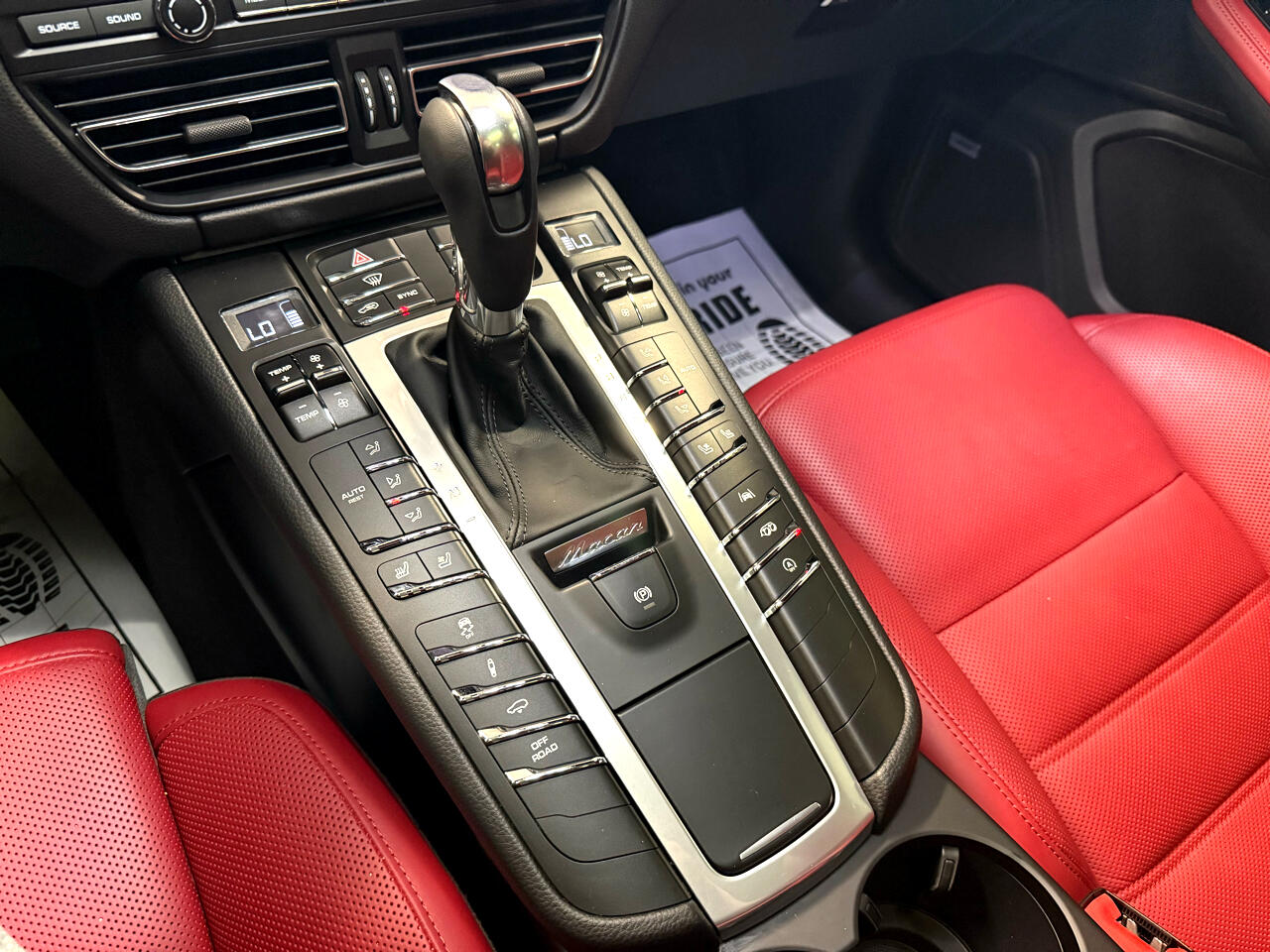 2021 Porsche Macan GTS photo 39