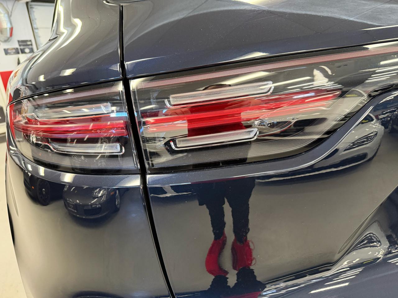 Porsche Cayenne Platinum Edition AWD 2022