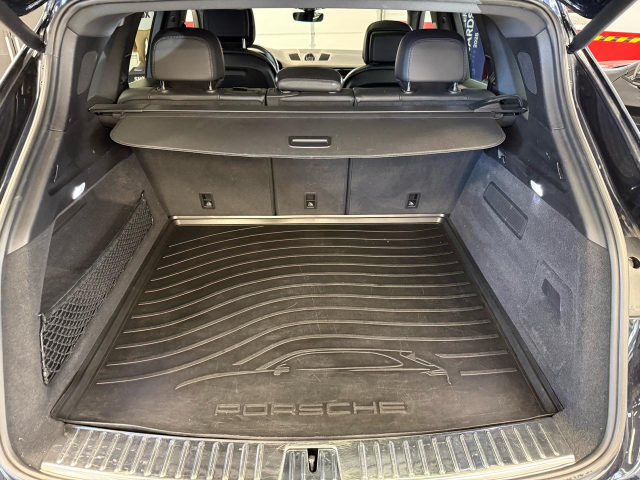 Porsche Cayenne Platinum Edition AWD 2022