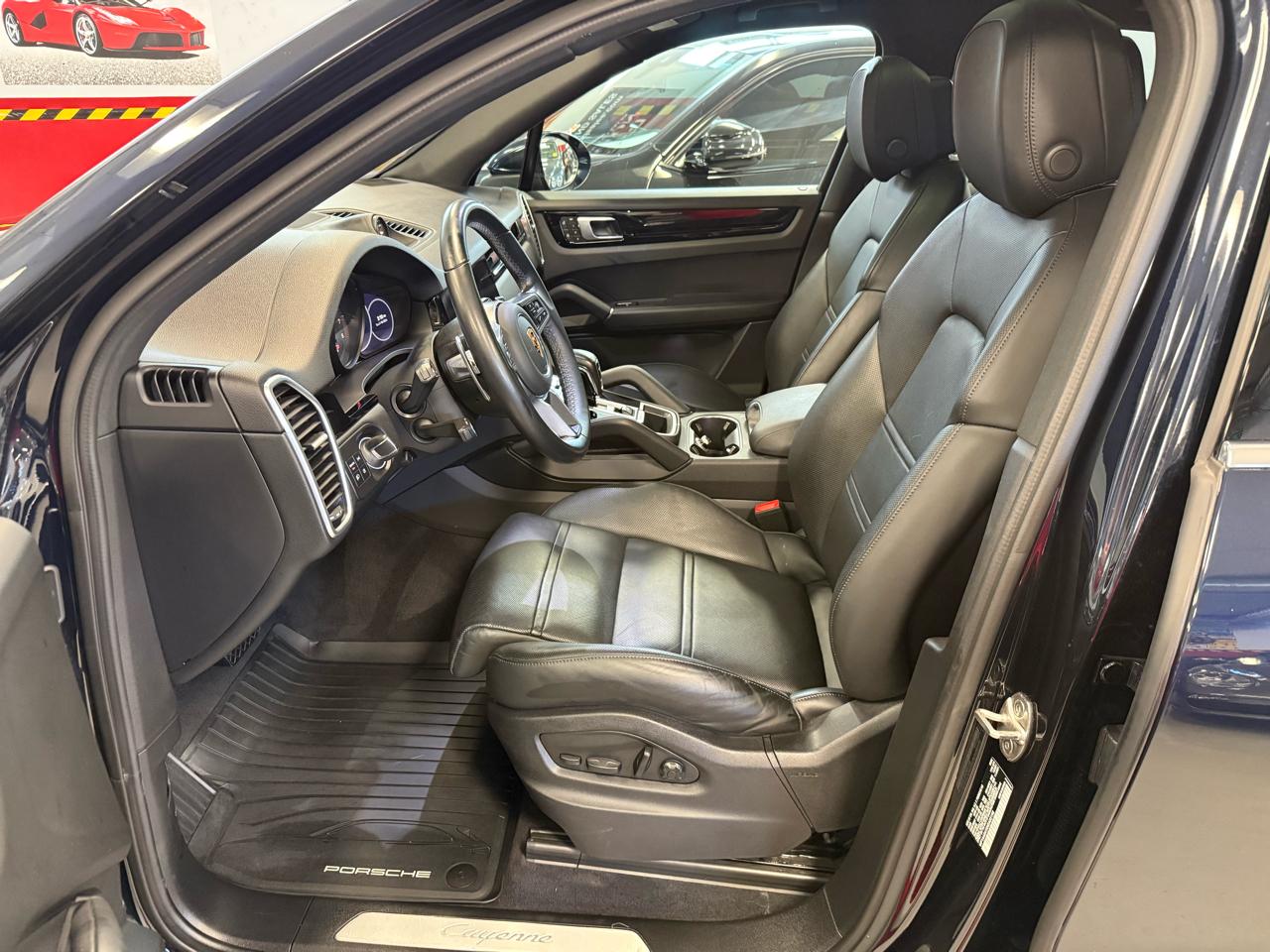 Porsche Cayenne Platinum Edition AWD 2022