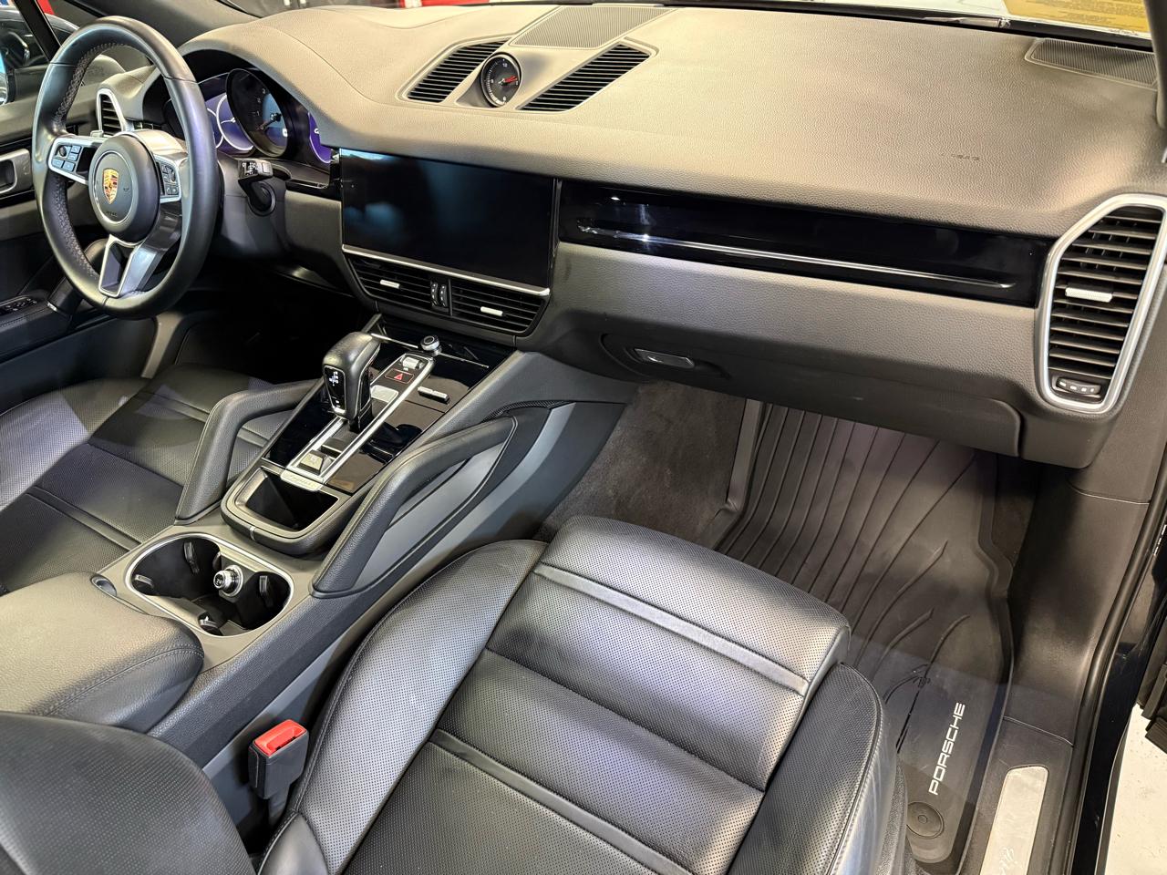 Porsche Cayenne Platinum Edition AWD 2022