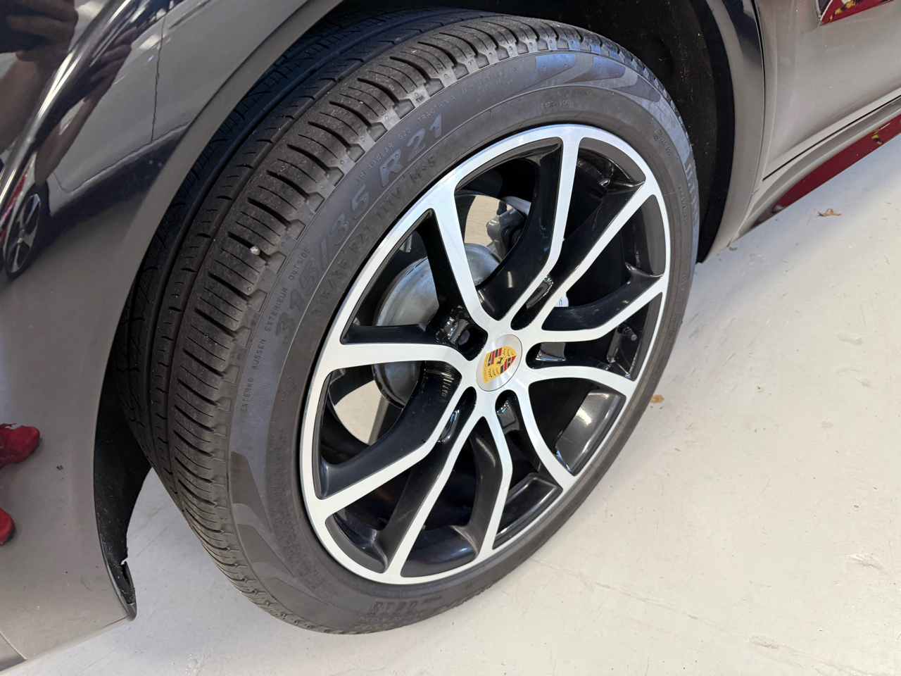 2021 Porsche Cayenne Turbo photo 7