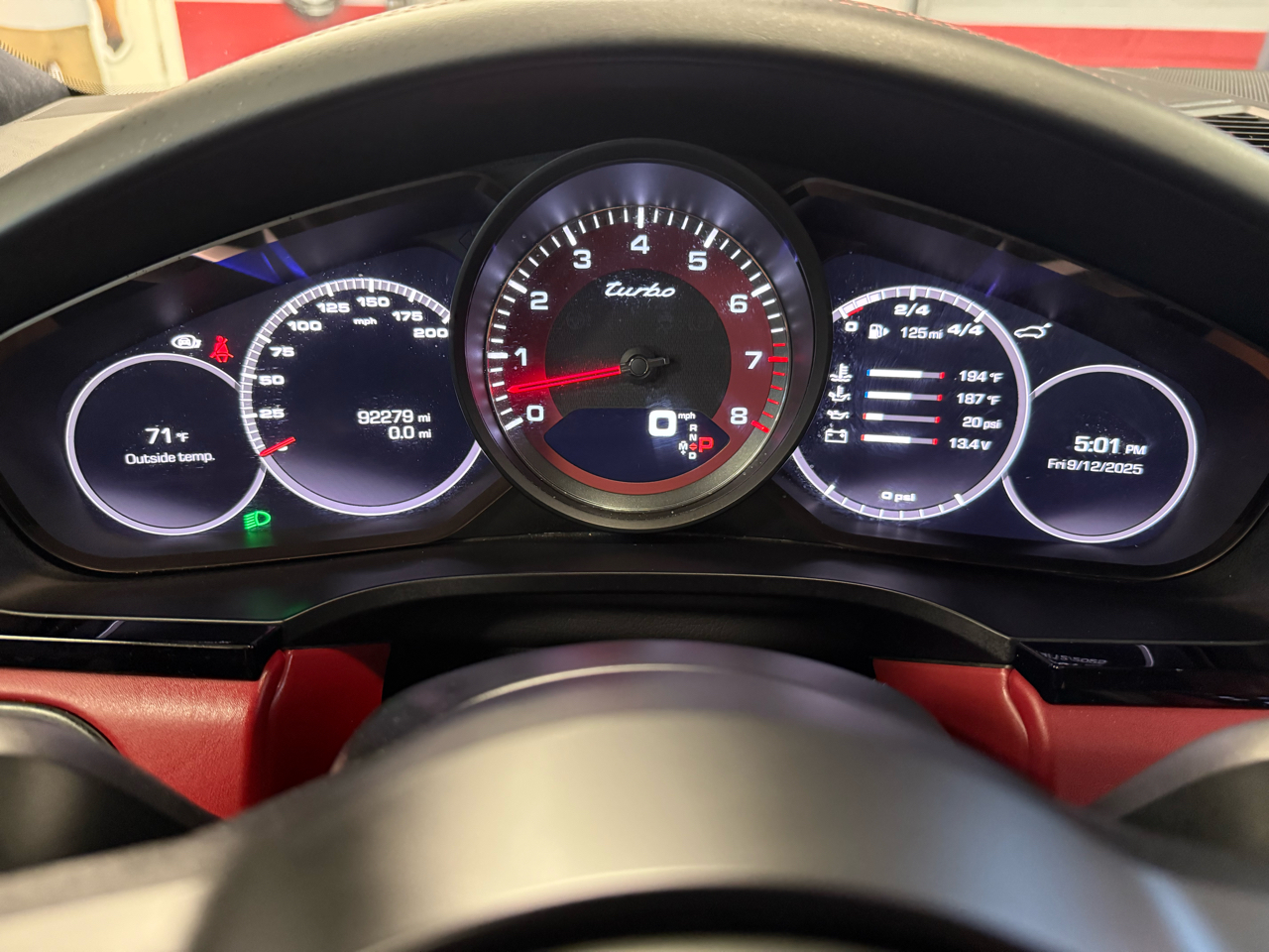 2021 Porsche Cayenne Turbo photo 40