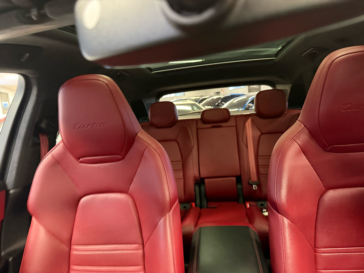 2021 Porsche Cayenne Turbo photo 48
