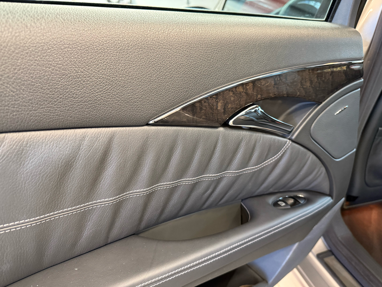 Mercedes-Benz E-Class E55 AMG 2004