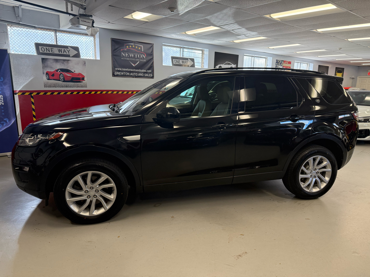 Land Rover Discovery Sport HSE 237 HP 2018 Land Rover Discovery Sport HSE 237 HP 2018