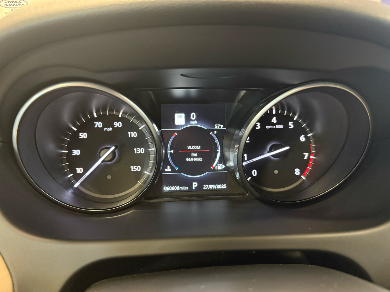 Land Rover Discovery Sport HSE 237 HP 2018 Land Rover Discovery Sport HSE 237 HP 2018