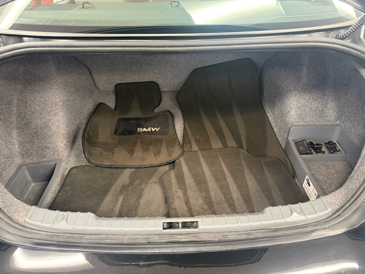 BMW 3-Series 328i xDrive 2010