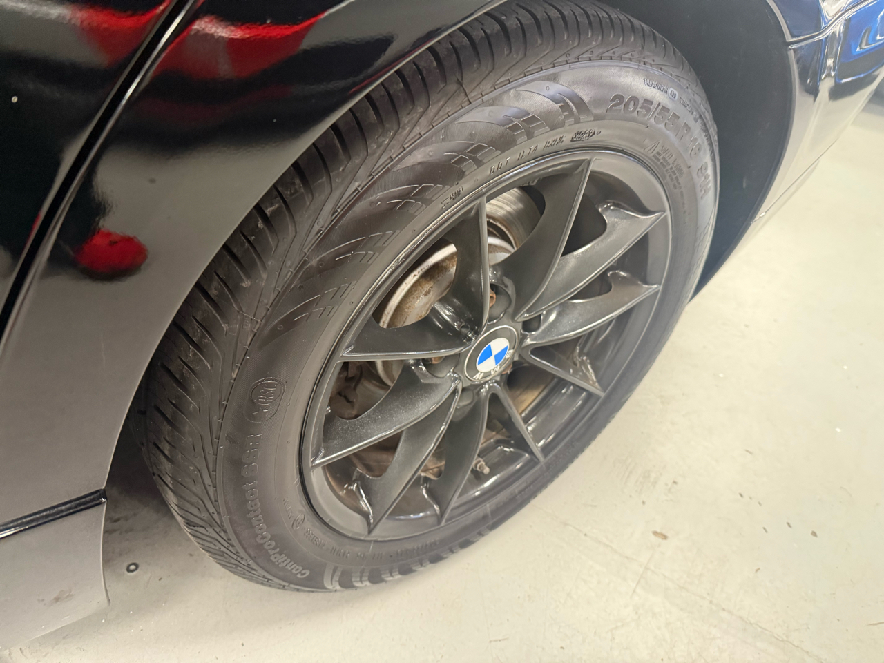 BMW 3-Series 328i xDrive 2010